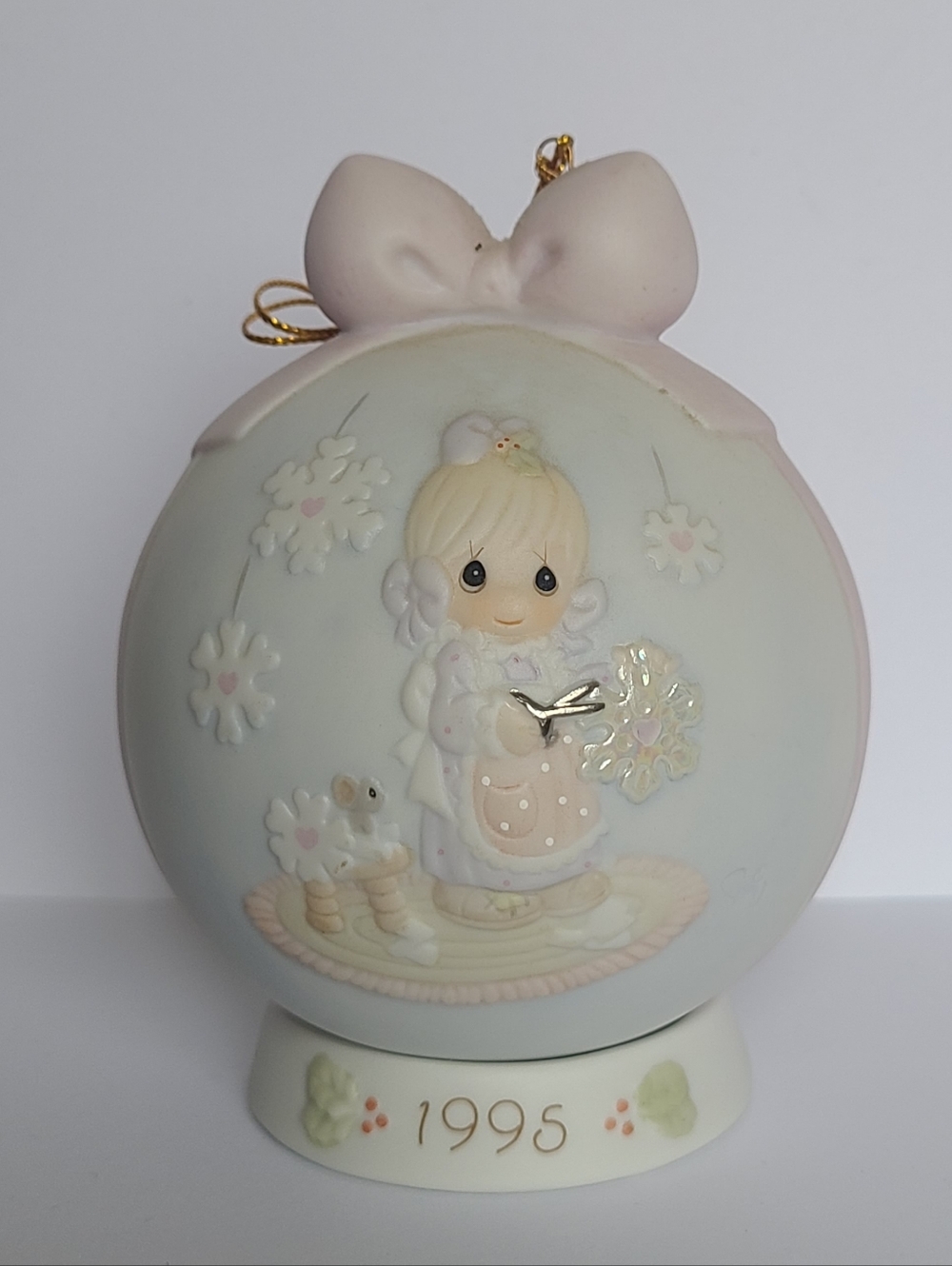 Precious Moments He Covers the Earth Tree Porcelain Collectible Ball Ornament
